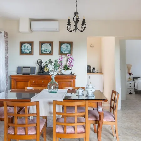 וילה Rica By Abahana קלפה